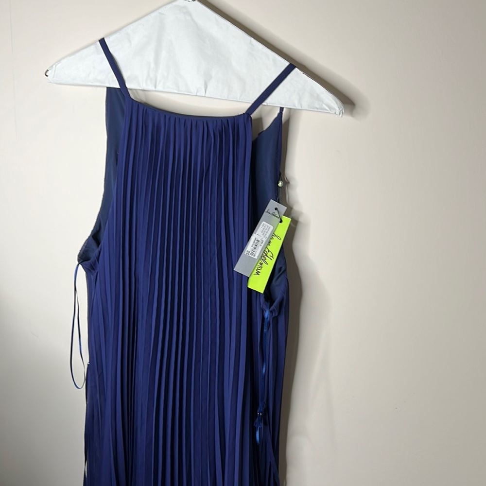 Women dress